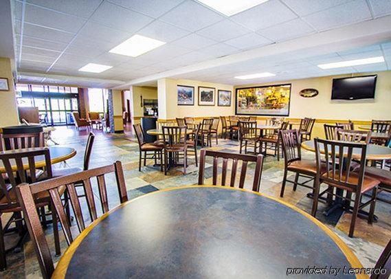 Imagen general del Hotel Comfort Inn At Thousand Hills. Foto 13