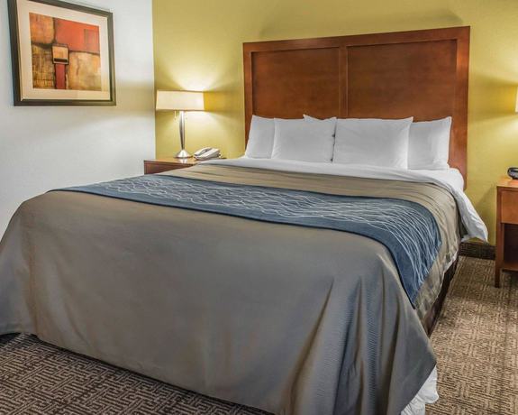 Imagen de la habitación del Hotel Comfort Inn Belle Vernon. Foto 13