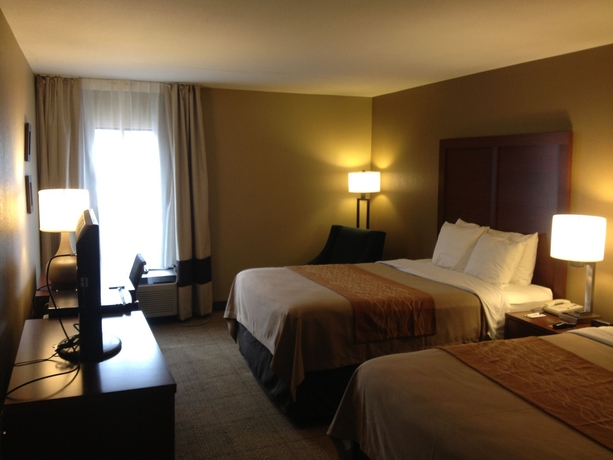 Imagen de la habitación del Hotel Comfort Inn Biltmore West. Foto 8