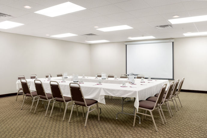 Imagen de los interiores del Hotel Comfort Inn Bismarck. Foto 16