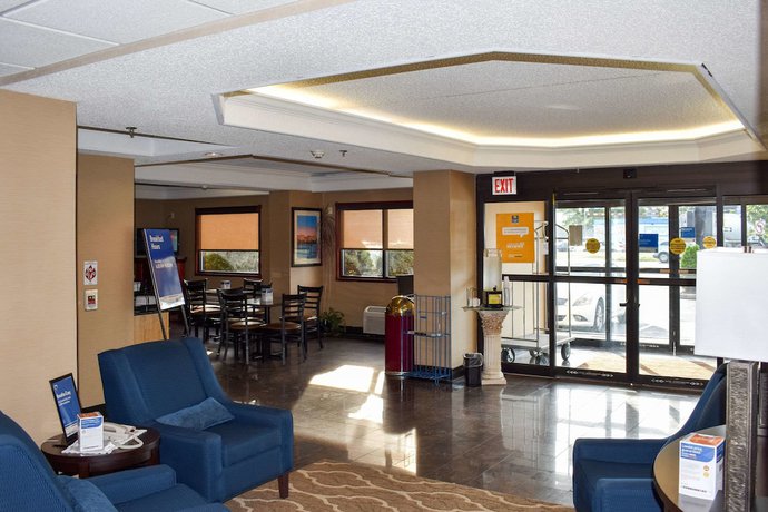 Imagen de los interiores del Hotel Comfort Inn Bordentown near NJ Turnpike. Foto 16
