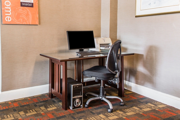 Imagen de los interiores del Hotel Comfort Inn Boston. Foto 16