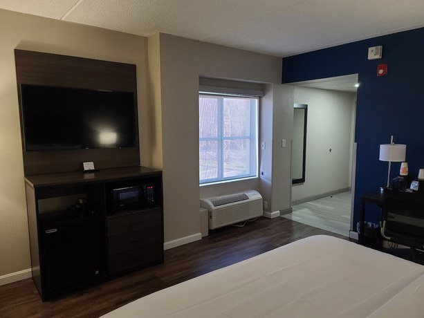 Imagen de la habitación del Hotel Comfort Inn Boston Milford. Foto 11