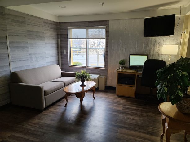 Imagen de los interiores del Hotel Comfort Inn Boston Milford. Foto 20