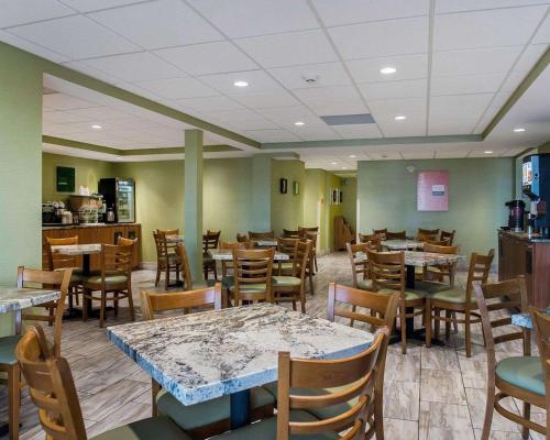 Imagen general del Hotel Comfort Inn Brockville. Foto 2