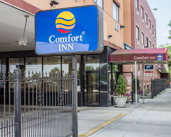 Imagen de los exteriores del Hotel Comfort Inn Brooklyn. Foto 10