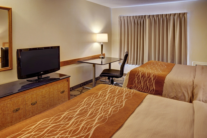 Imagen de la habitación del Hotel Comfort Inn Brossard. Foto 8