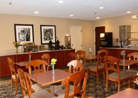 Imagen general del Hotel Comfort Inn, Cadillac. Foto 11
