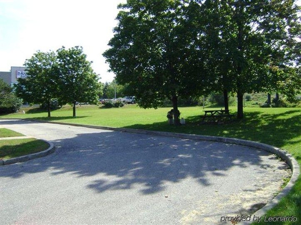 Imagen general del Hotel Comfort Inn Cambridge - Highway 401. Foto 4