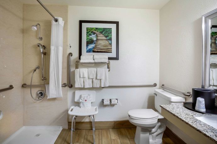 Imagen de la habitación del Hotel Comfort Inn Castro Valley. Foto 2