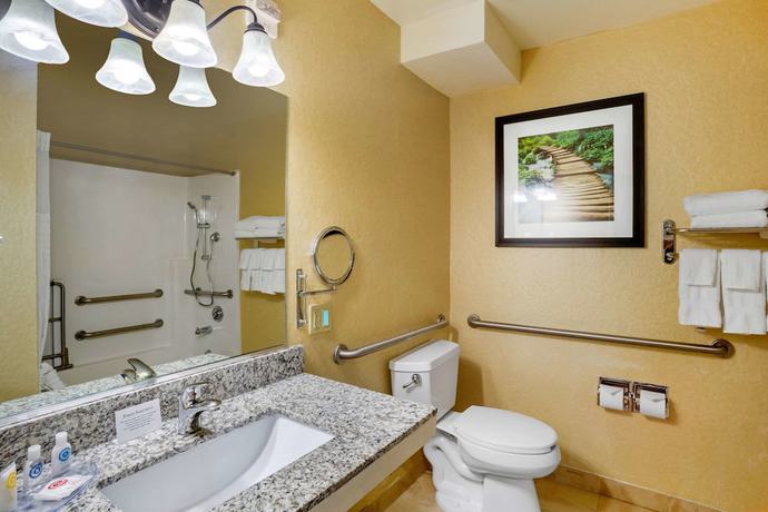 Imagen de la habitación del Hotel Comfort Inn Castro Valley. Foto 5