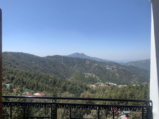 Imagen general del Hotel Comfort Inn, Chail. Foto 9