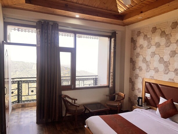 Imagen general del Hotel Comfort Inn, Chail. Foto 21