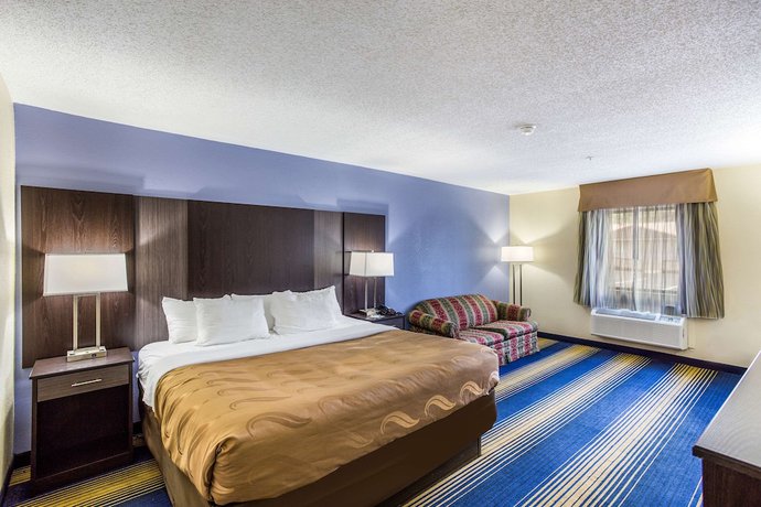 Imagen de la habitación del Hotel Comfort Inn Charleston South Charleston. Foto 2