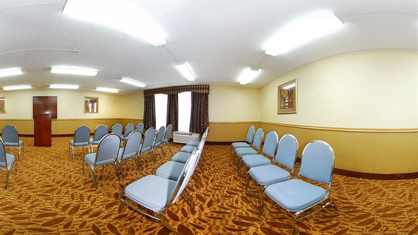 Imagen de los interiores del Hotel Comfort Inn Charlotte Airport Uptown. Foto 11