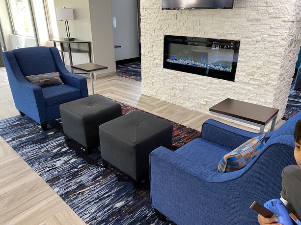 Imagen de los interiores del Hotel Comfort Inn Chicago Schaumburg - O'hare Airport. Foto 11