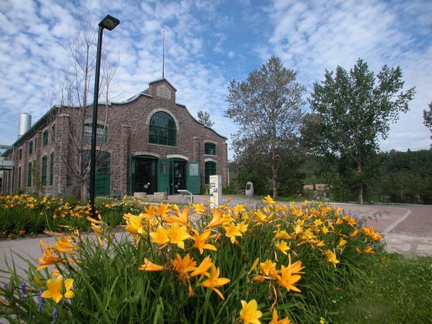 Imagen de los exteriores del Hotel Comfort Inn Chicoutimi. Foto 10