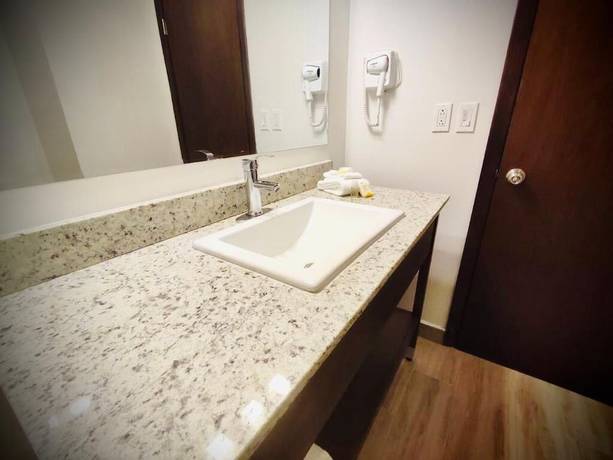 Imagen de la habitación del Hotel Comfort Inn Ciudad Juarez. Foto 10