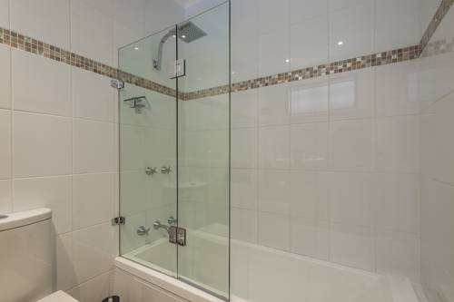 Imagen de la habitación del Hotel Comfort Inn Coach and Bushmans. Foto 4