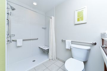 Imagen de los interiores del Hotel Comfort Inn Cody. Foto 8