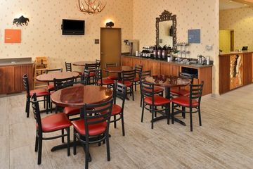 Imagen del bar/restaurante del Hotel Comfort Inn Cody. Foto 2