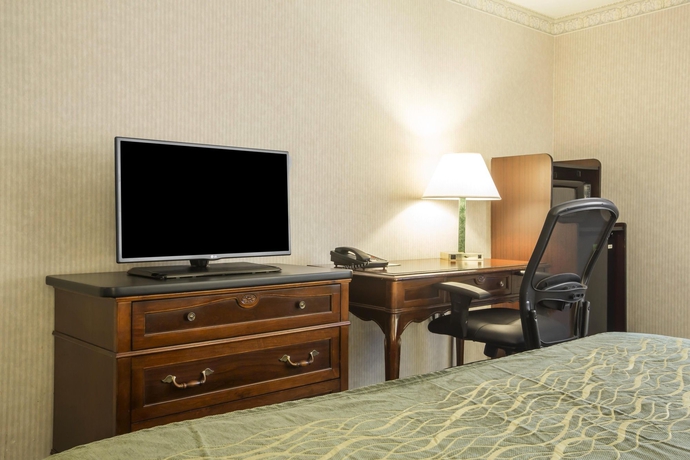 Imagen de los interiores del Hotel Comfort Inn Concord. Foto 12