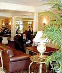 Imagen de los interiores del Hotel Comfort Inn Conference Center. Foto 3