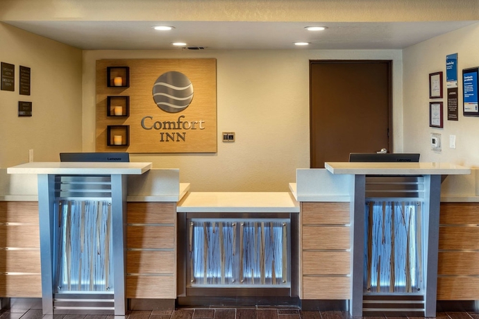 Imagen de los interiores del Hotel Comfort Inn Cordelia. Foto 19