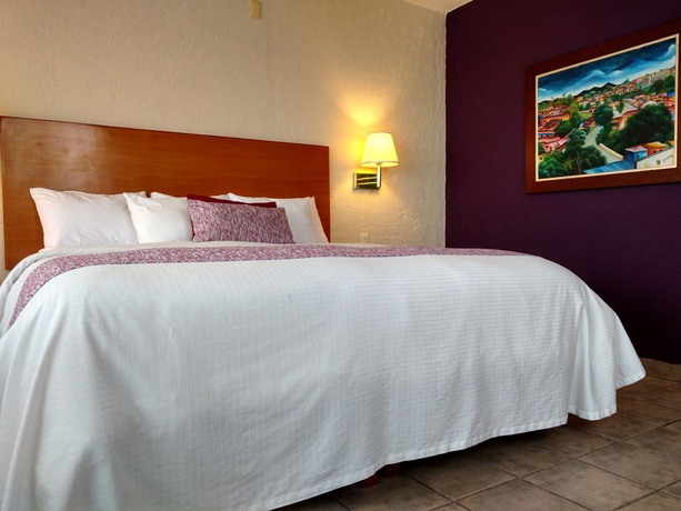 Imagen de la habitación del Hotel Comfort Inn Cordoba. Foto 7