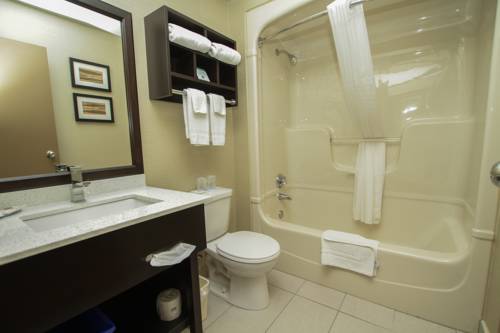 Imagen de la habitación del Hotel Comfort Inn, Cornwall. Foto 6