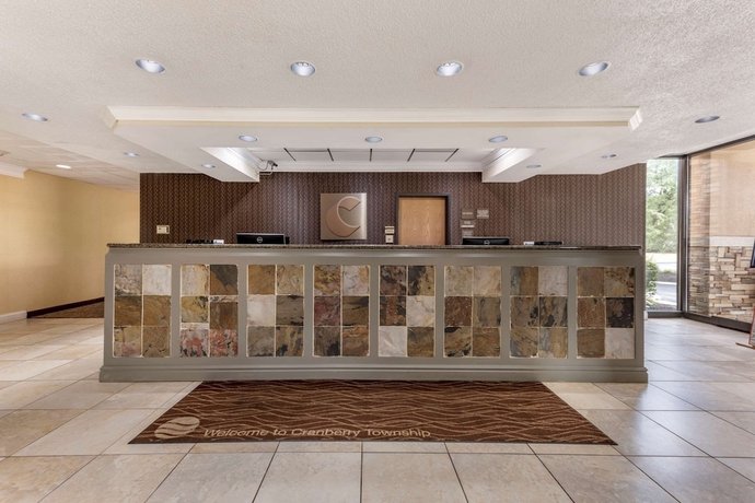 Imagen de los interiores del Hotel Comfort Inn Cranberry Township. Foto 17