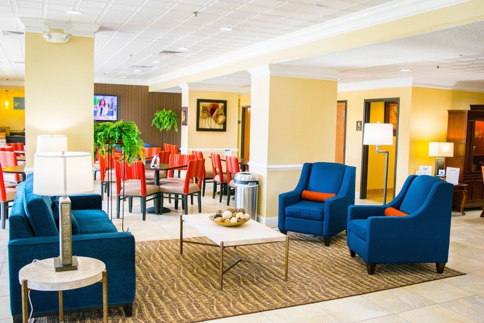 Imagen de los interiores del Hotel Comfort Inn Cranberry Township. Foto 19