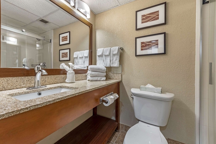Imagen de la habitación del Hotel Comfort Inn Cranberry Township. Foto 15