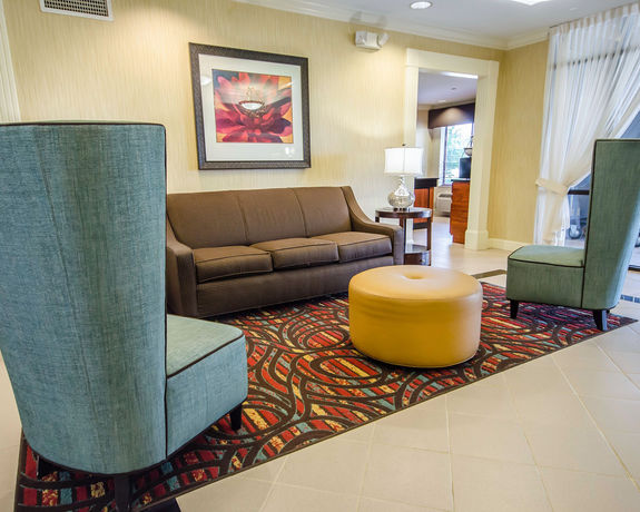 Imagen de los interiores del Hotel Comfort Inn East, Evansville. Foto 16