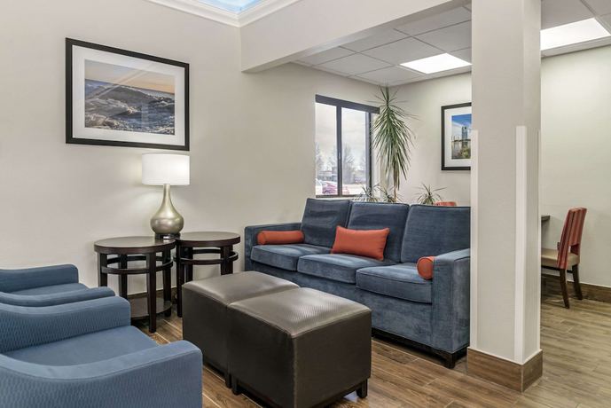 Imagen de los interiores del Hotel Comfort Inn East, Oregon. Foto 20