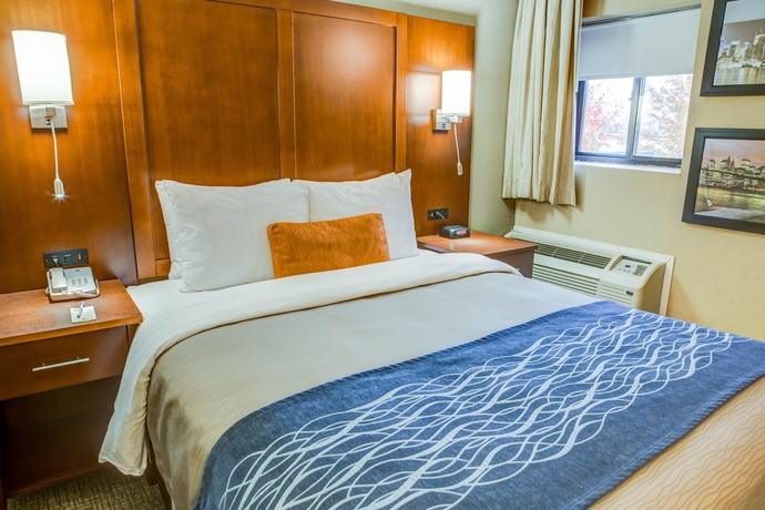 Imagen de la habitación del Hotel Comfort Inn Edgewater On Hudson River. Foto 2