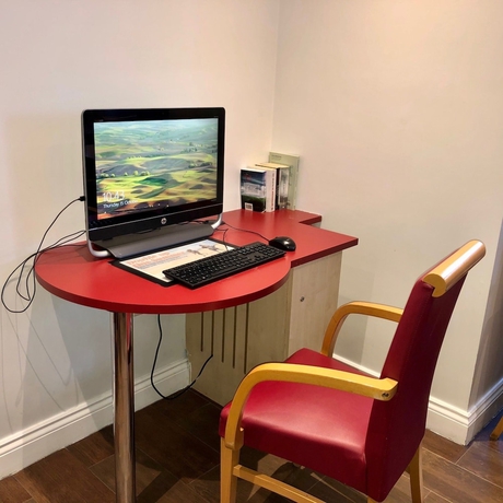 Imagen de los interiores del Hotel Comfort Inn Edgware Road W2. Foto 19