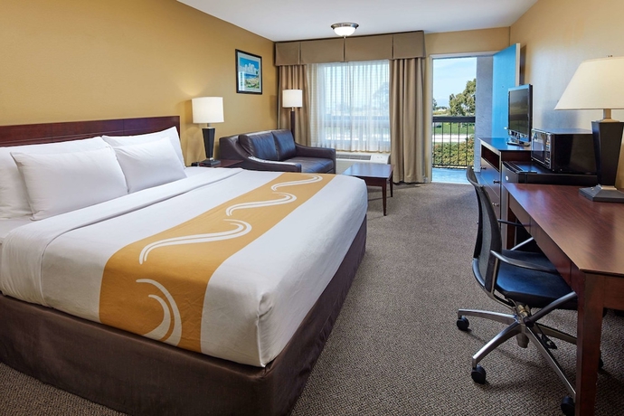 Imagen de la habitación del Hotel Comfort Inn Encinitas Near Legoland. Foto 12