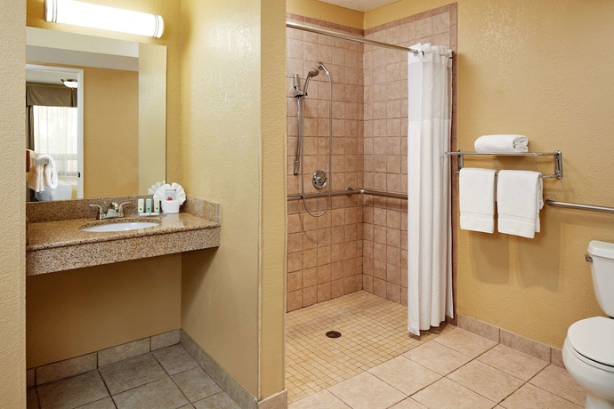 Imagen de la habitación del Hotel Comfort Inn Encinitas Near Legoland. Foto 13