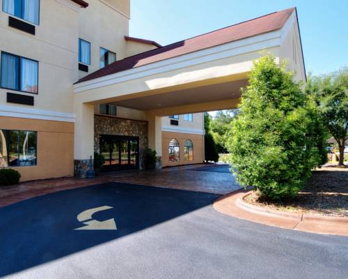 Imagen de la habitación del Hotel Comfort Inn Fayetteville I-95. Foto 8