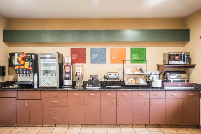 Imagen de los interiores del Hotel Comfort Inn Fort Collins North. Foto 15