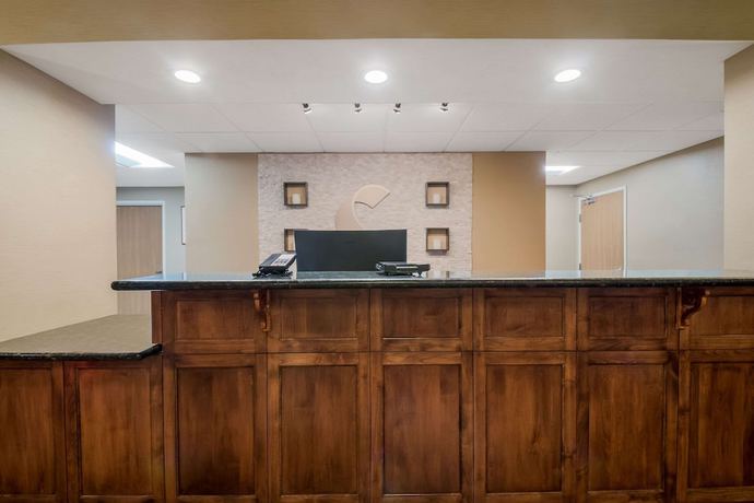 Imagen de los interiores del Hotel Comfort Inn Fort Morgan. Foto 15