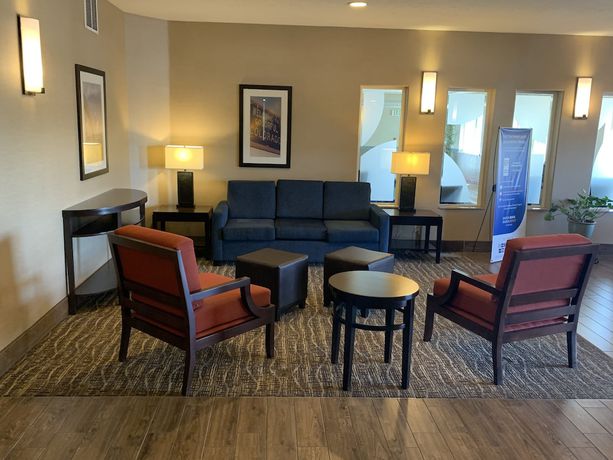 Imagen del bar/restaurante del Hotel Comfort Inn Fort Morgan. Foto 1