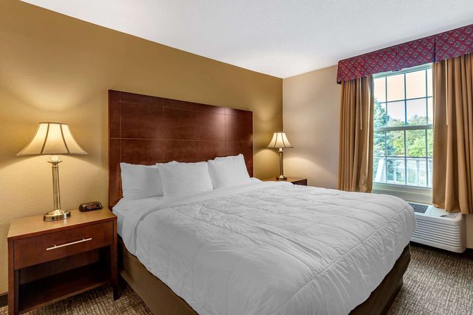 Imagen de la habitación del Hotel Comfort Inn Foxboro &ndash; Mansfield. Foto 9