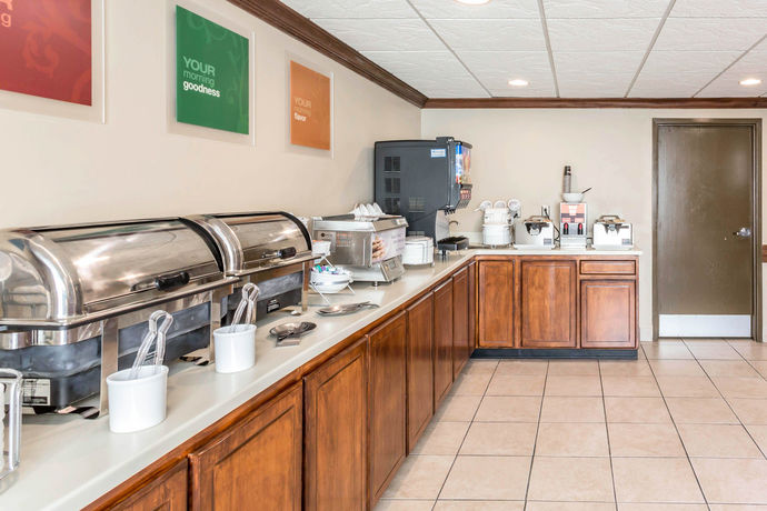 Imagen de los interiores del Hotel Comfort Inn Franklin Highway 96. Foto 15