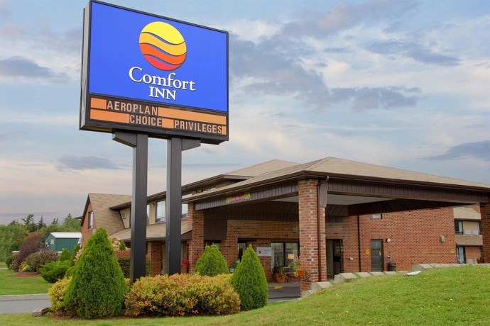 Imagen de los exteriores del Hotel Comfort Inn, Fredericton. Foto 12