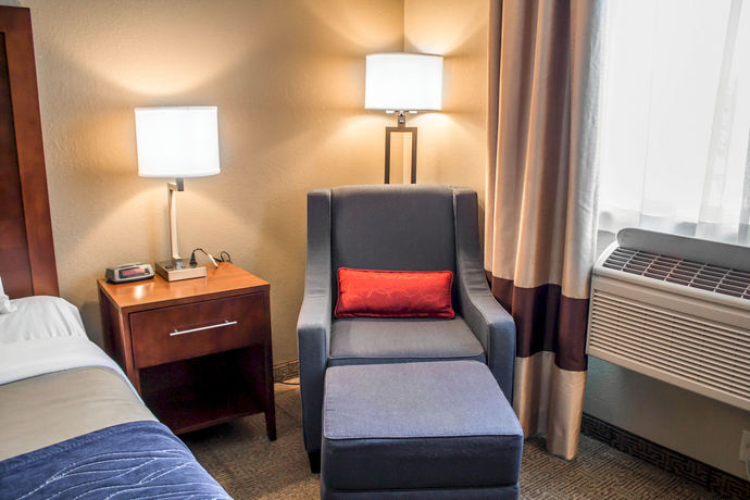 Imagen de los interiores del Hotel Comfort Inn Fremont, Fremont. Foto 14