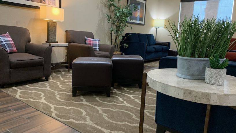 Imagen de los interiores del Hotel Comfort Inn Garden City. Foto 15