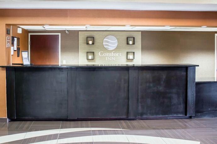Imagen de los interiores del Hotel Comfort Inn Garner Clayton I-40. Foto 16