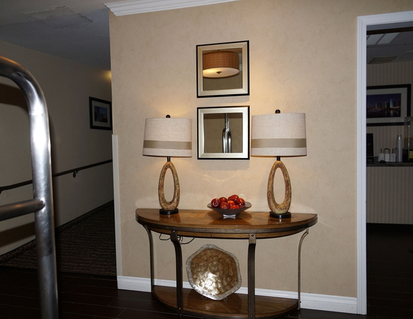 Imagen de los interiores del Hotel Comfort Inn Gaslamp Convention Center. Foto 9